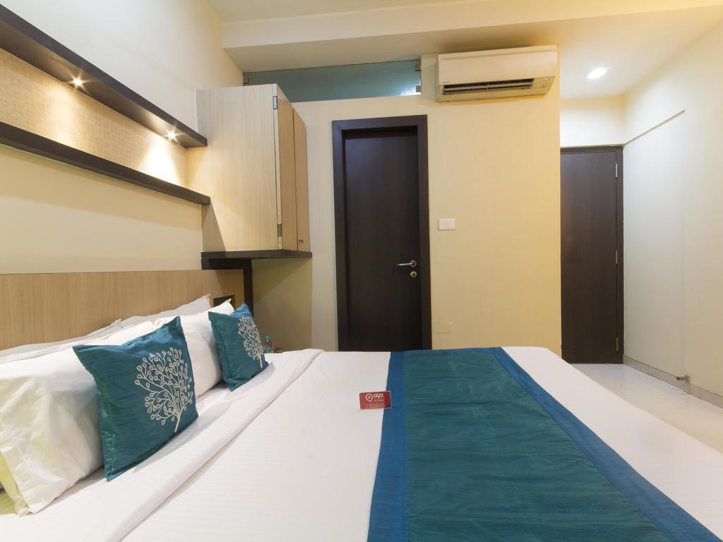Hotel Monarch Guestline In Midc Rabale, Navi Mumbai Esterno foto
