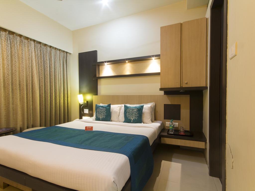 Hotel Monarch Guestline In Midc Rabale, Navi Mumbai Esterno foto