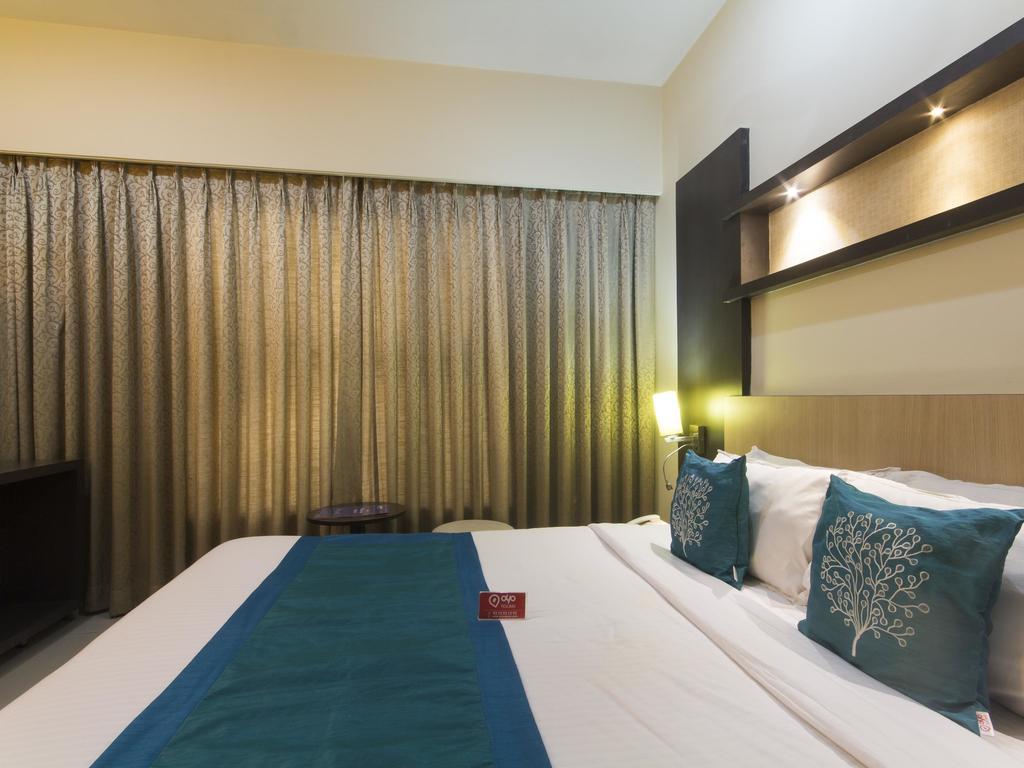 Hotel Monarch Guestline In Midc Rabale, Navi Mumbai Esterno foto